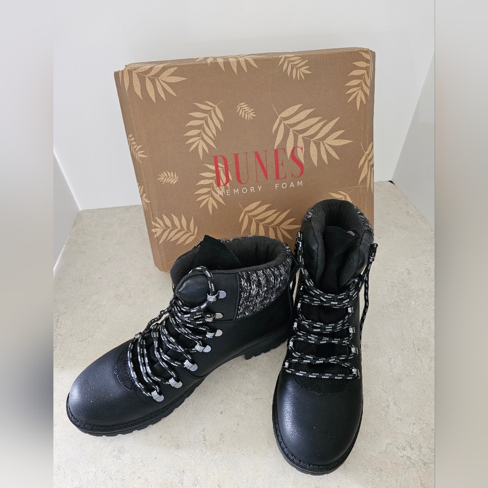 WOMENS DUNES TUCKER BLACK BOOT SZ 10